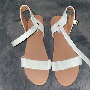 White Steve Madden sandals. Size 10 women.